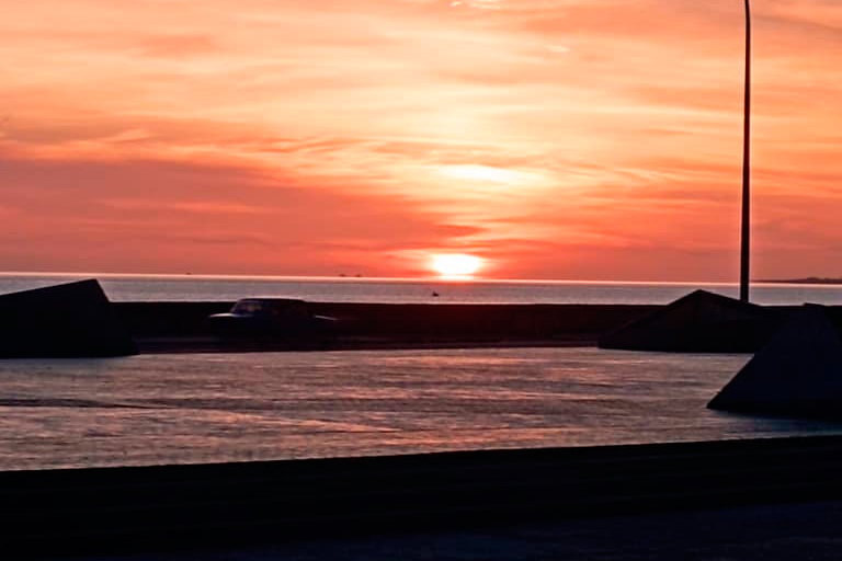Puesta de sol en el Malecón Habanero